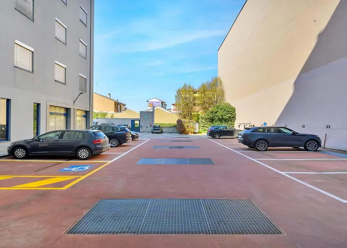 La Spezia 4* 밀라노