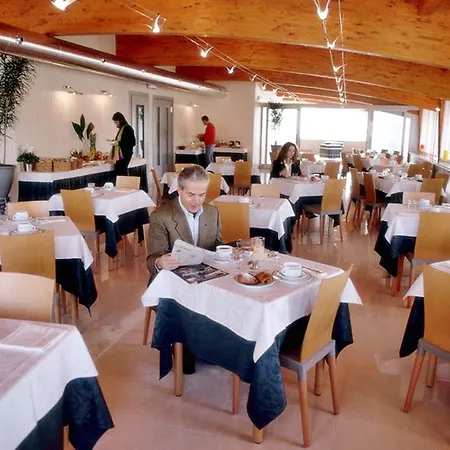 La Spezia Hotel Milan