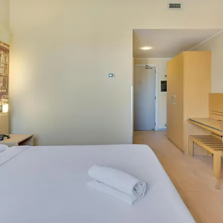 La Spezia Отель 4*